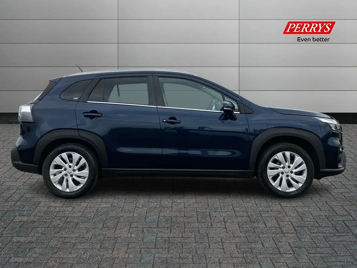 2022-suzuki-s-cross-14-boosterjet-motion-auto-big-2