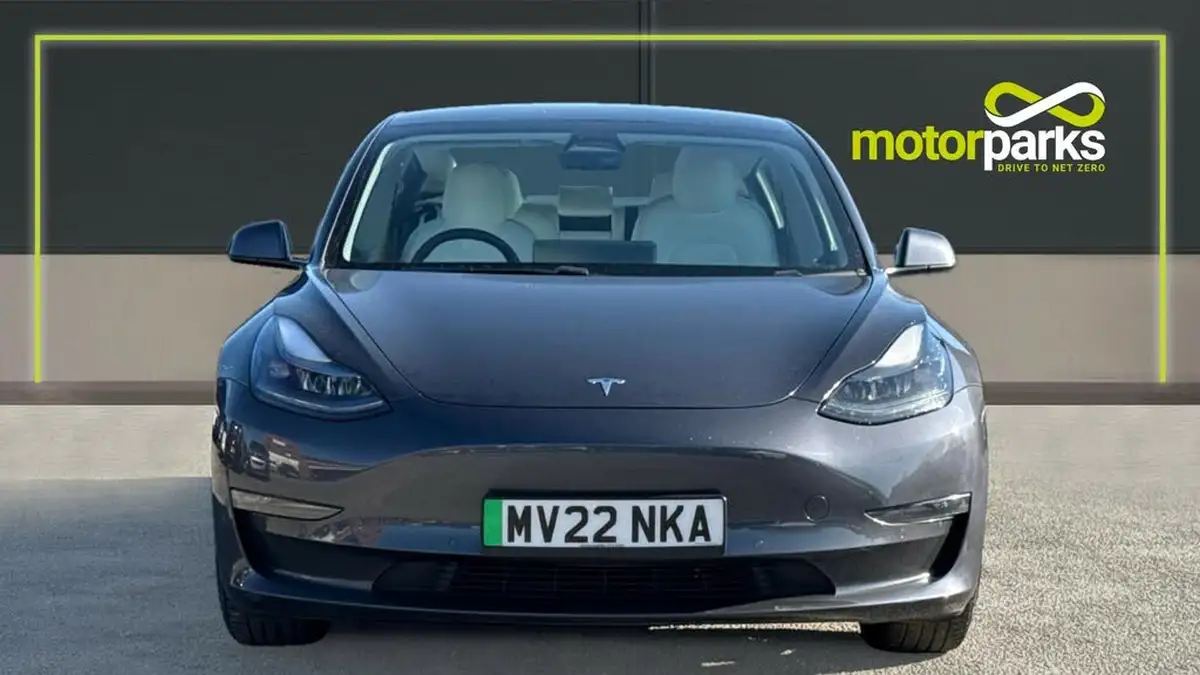 2022-tesla-model-3-e-long-range-big-7