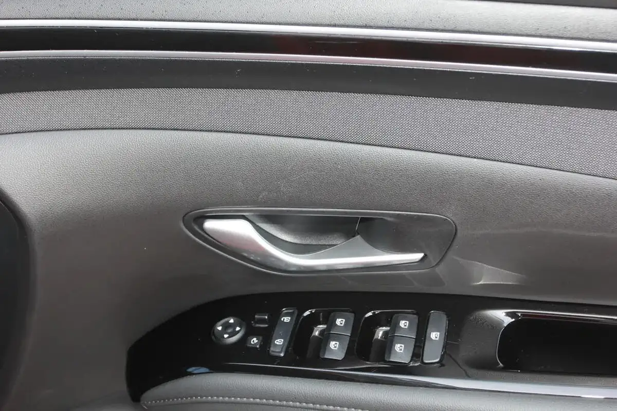 2024-hyundai-tucson-16-t-gdi-premium-150ps-big-25