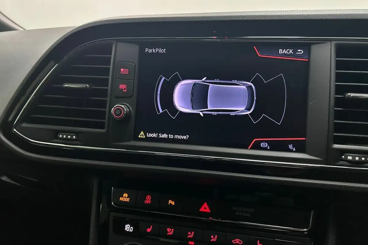 2020-seat-leon-15-tsi-evo-fr-black-edition-150ps-hatchback-dsg-big-22