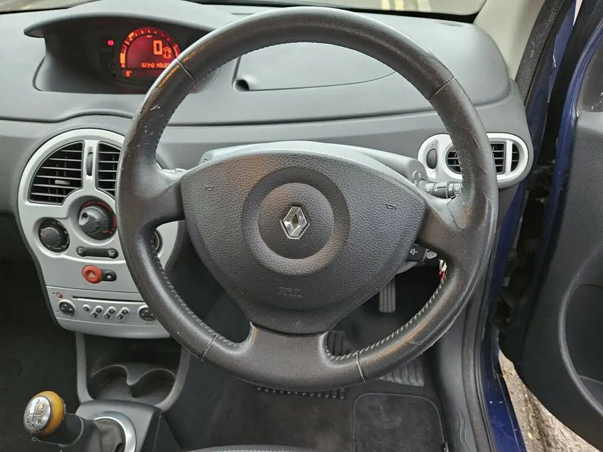 2008-renault-modus-15td-expression-68-big-20