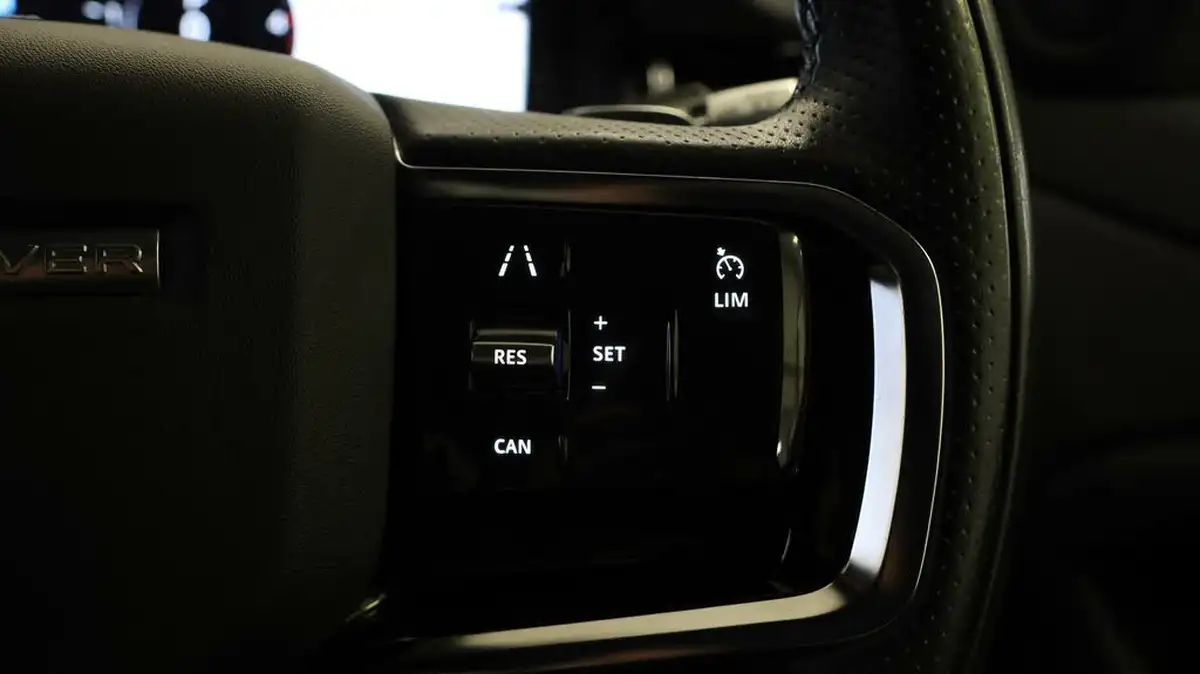 2021-land-rover-range-rover-evoque-20-d200-r-dynamic-se-big-22