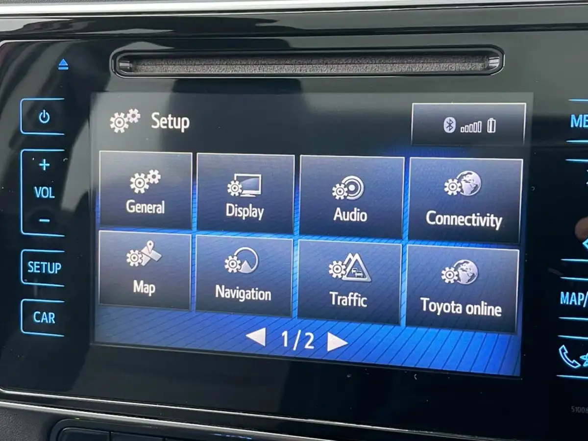 2017-toyota-auris-18-vvt-i-hsd-design-tss-hatchback-big-30