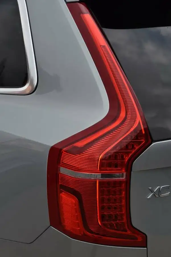 2017-volvo-xc90-20-t8-inscription-hybrid-geartronic-big-16