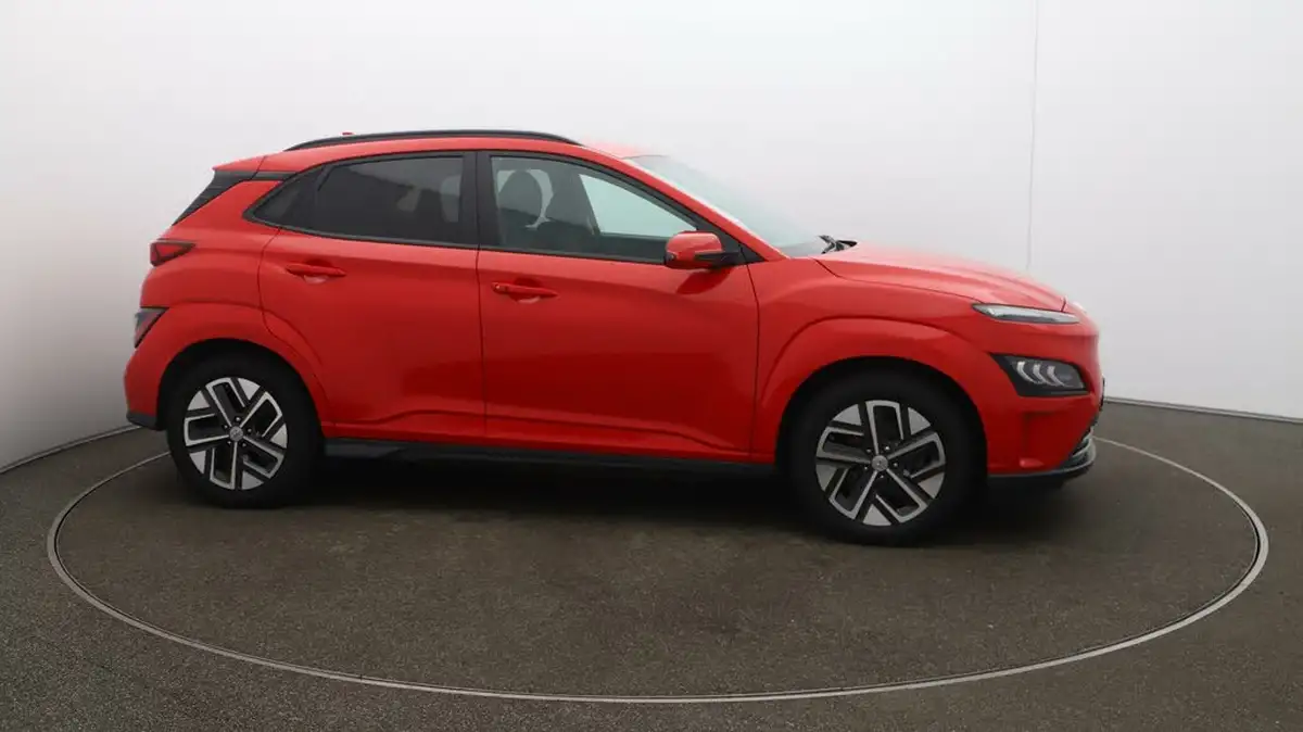 2022-hyundai-kona-e-premium-204ps-64kwh-7kw-obc-big-48