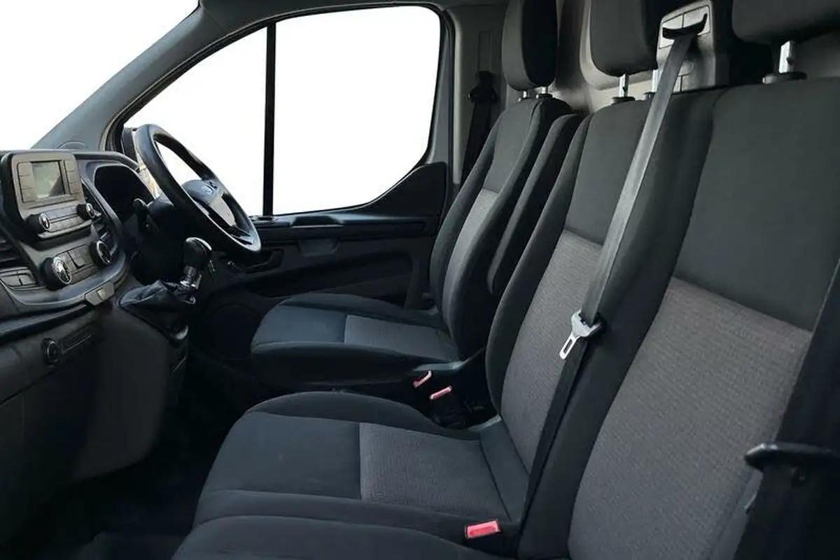 2021-ford-transit-custom-20tdci-280-l1h1-leader-105pseu6dt-panel-van-big-2