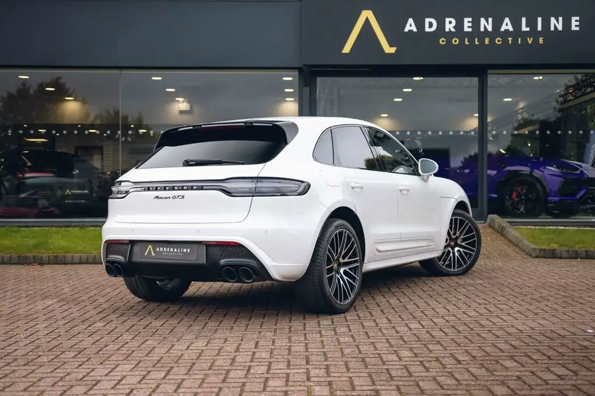 2022-porsche-macan-29-v6-gts-big-1