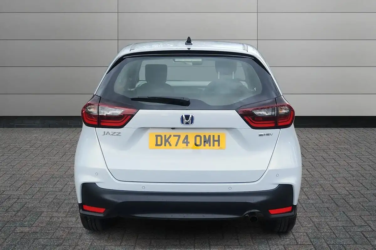 2024-honda-jazz-15-i-mmd-elegance-big-6
