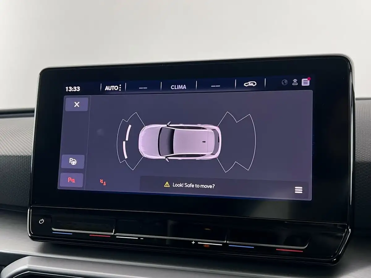 2021-seat-leon-15-etsi-fr-hatchback-big-30