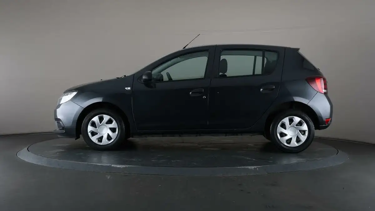 2019-dacia-sandero-10-sce-essential-big-4