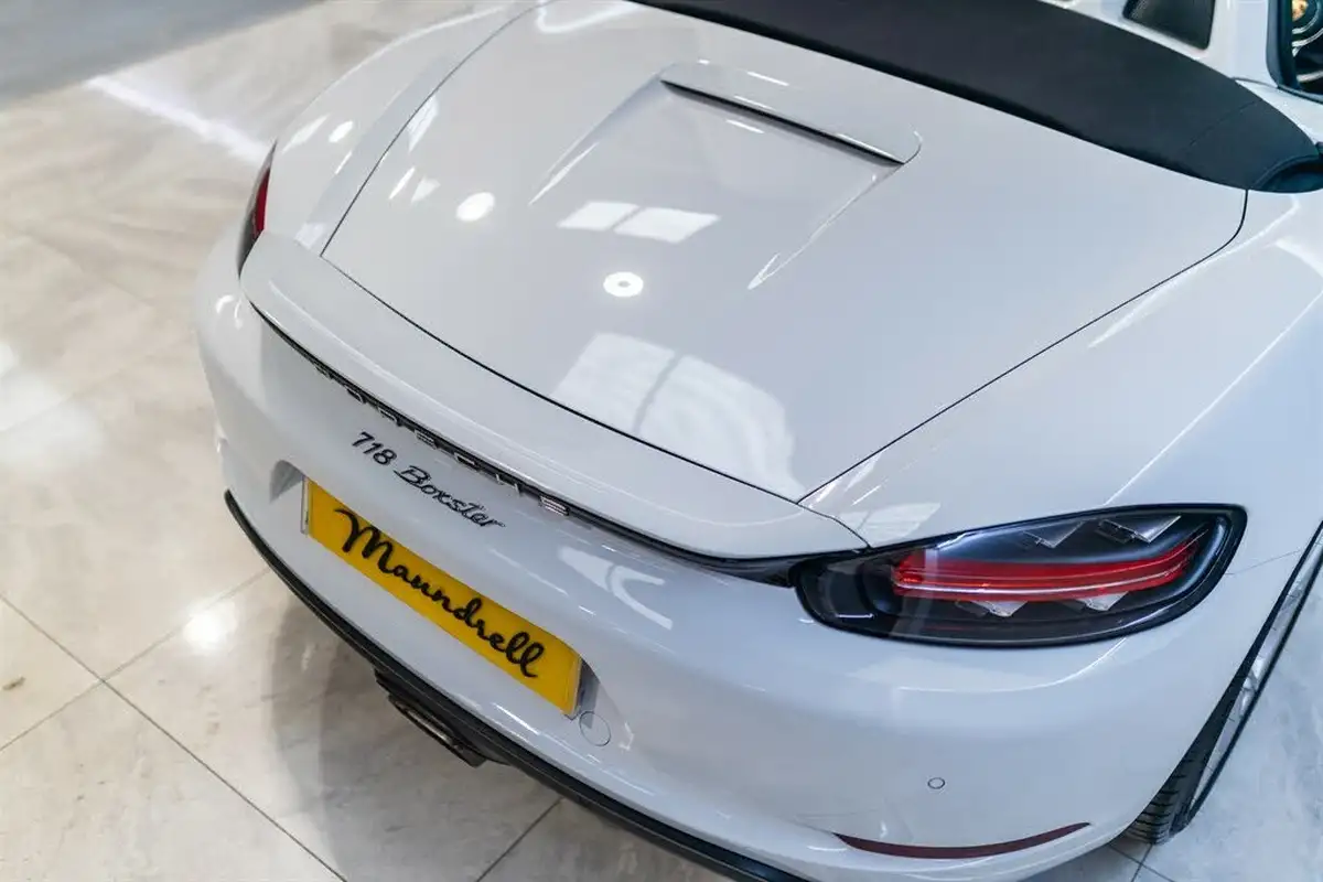 2016-porsche-boxster-718-20-boxster-big-15