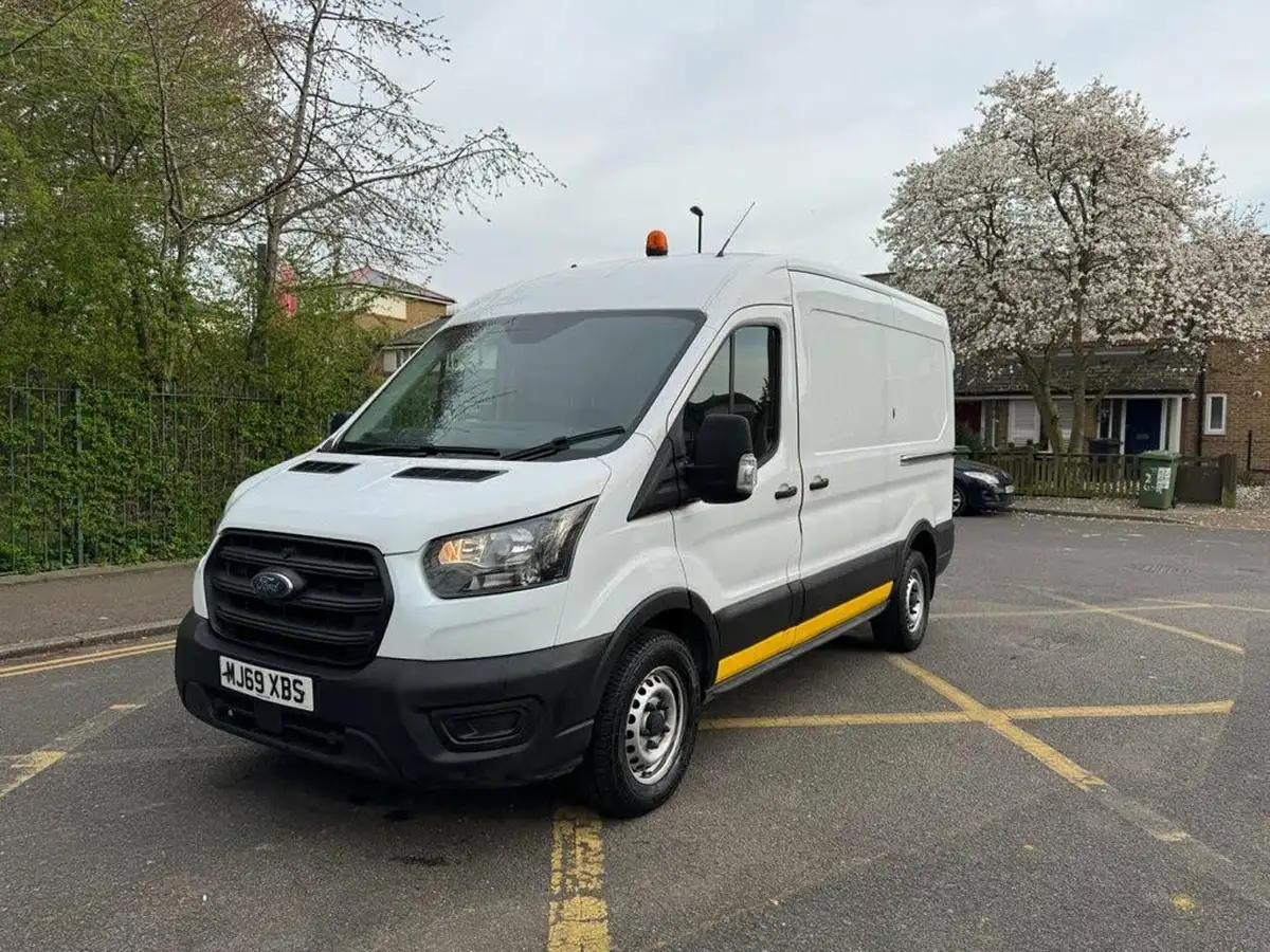 2020-ford-transit-20tdci-350-l2h2-leader-130pseu6dt-panel-van-auto-big-5