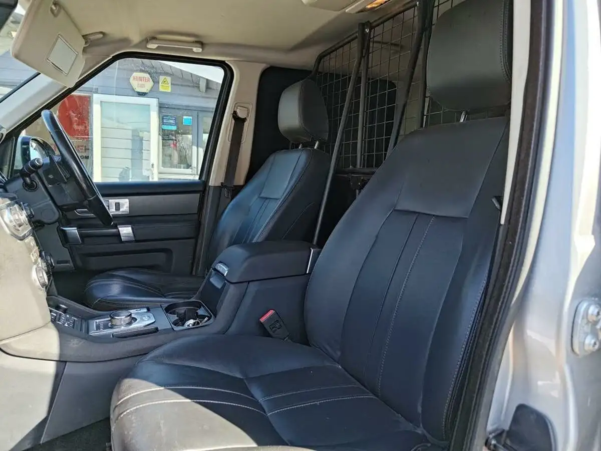2016-land-rover-discovery-30-sd-v6-se-big-7