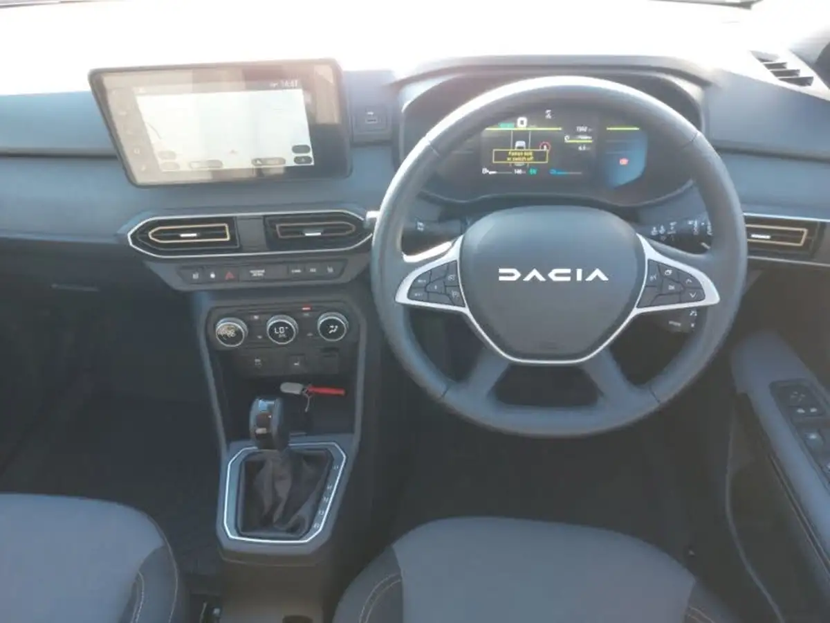 2024-dacia-jogger-16-tce-extreme-big-6