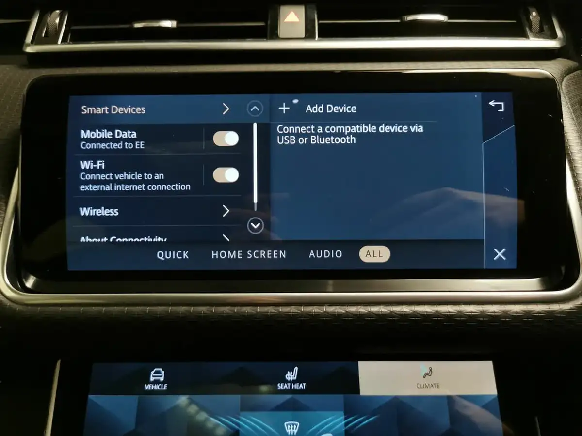 2021-land-rover-range-rover-velar-20-d200-velar-edition-big-16