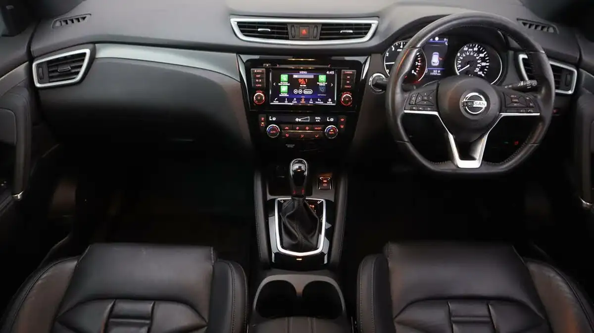 2019-nissan-qashqai-13-dig-t-tekna-160ps-dct-big-13