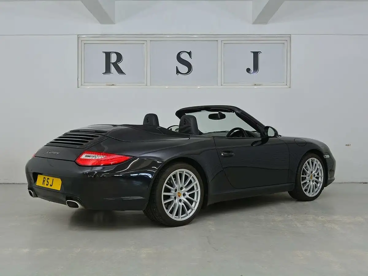 2010-porsche-911-36-carrera-cabriolet-pdk-big-2