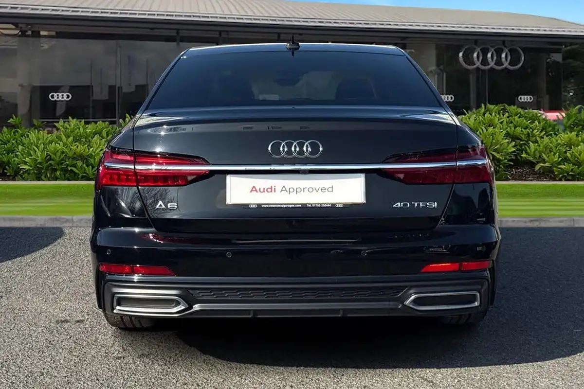 2022-audi-a6-saloon-20-40-tfsi-s-line-big-3