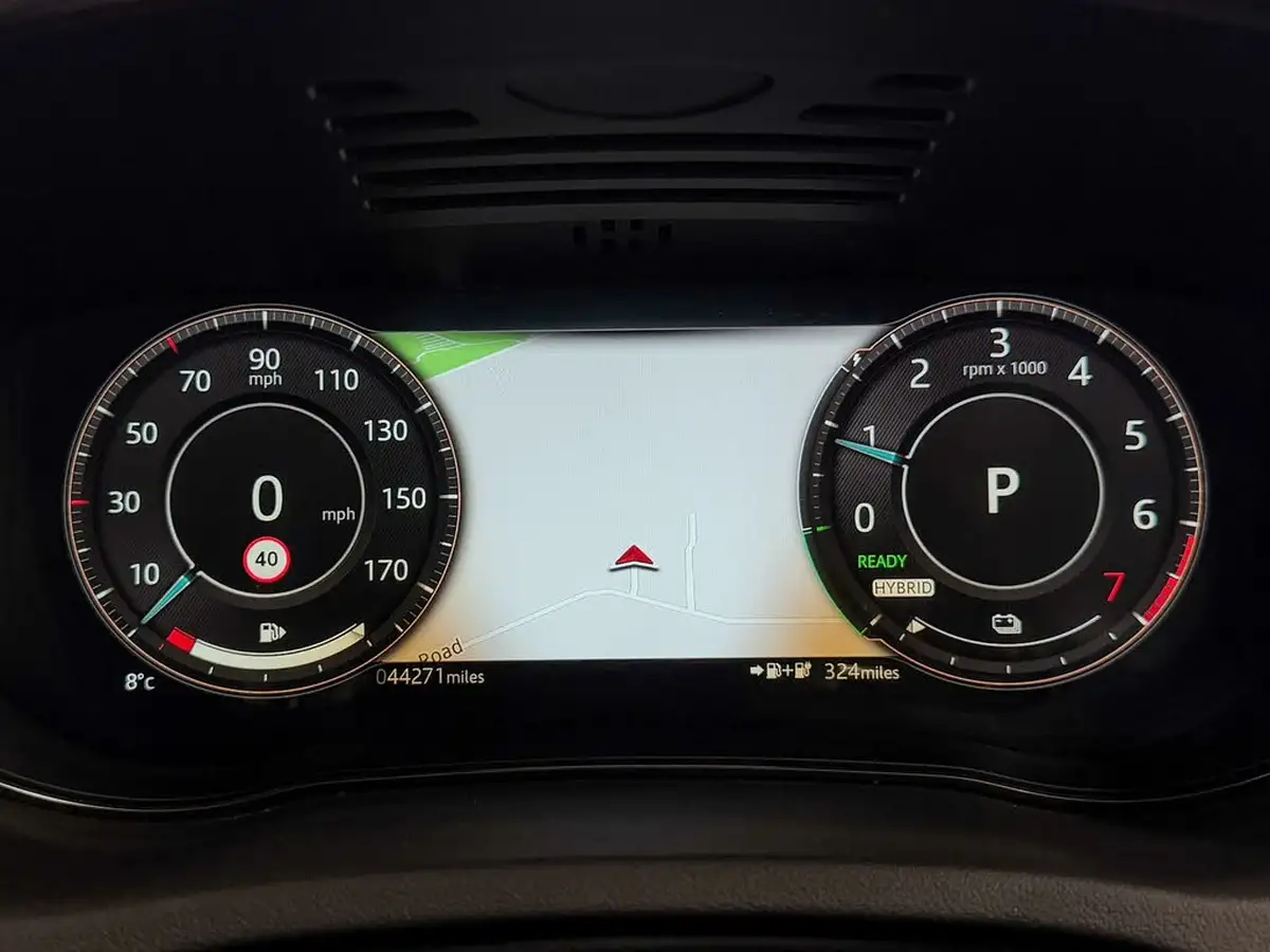 2021-jaguar-e-pace-15-p300e-r-dynamic-hse-big-50