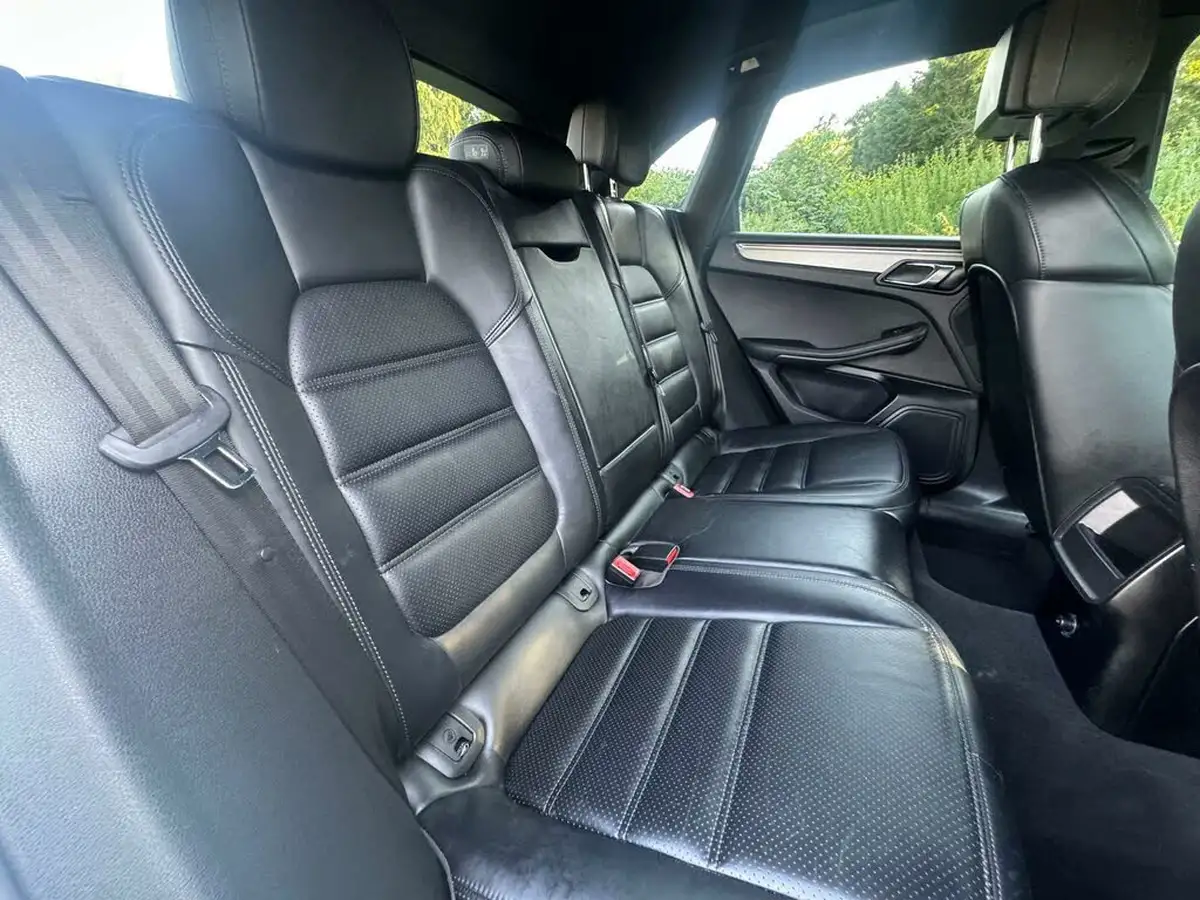 2015-porsche-macan-30td-s-big-39