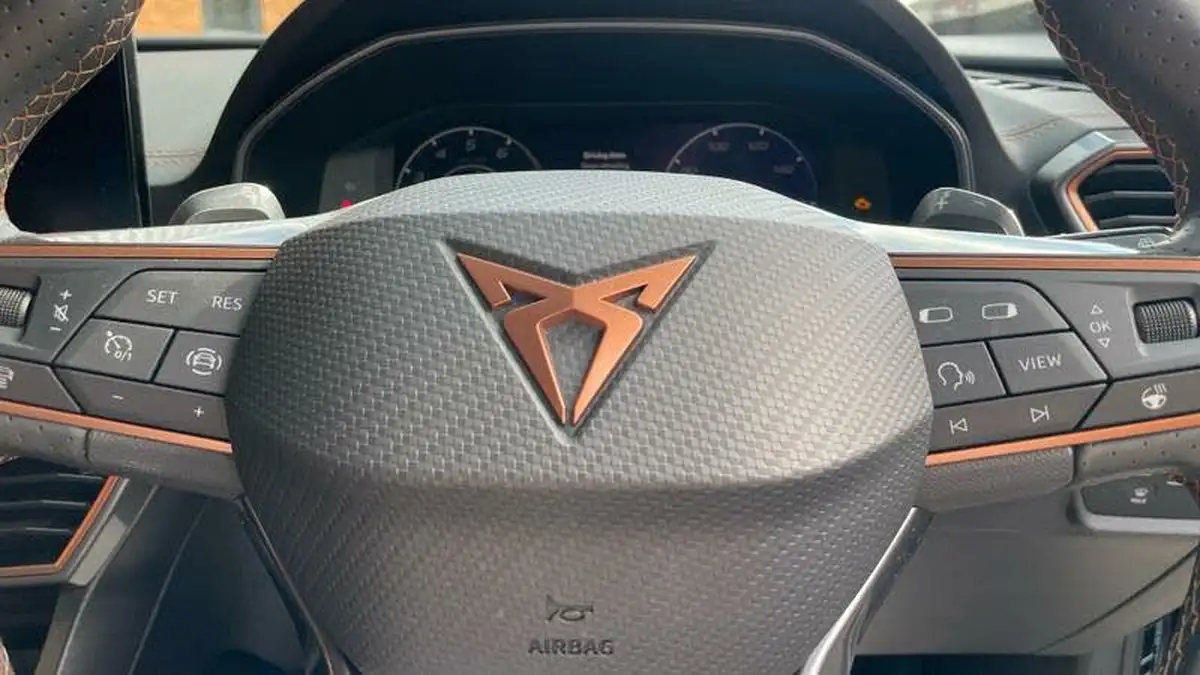 2022-cupra-formentor-15-tsi-v2-dsg-big-15