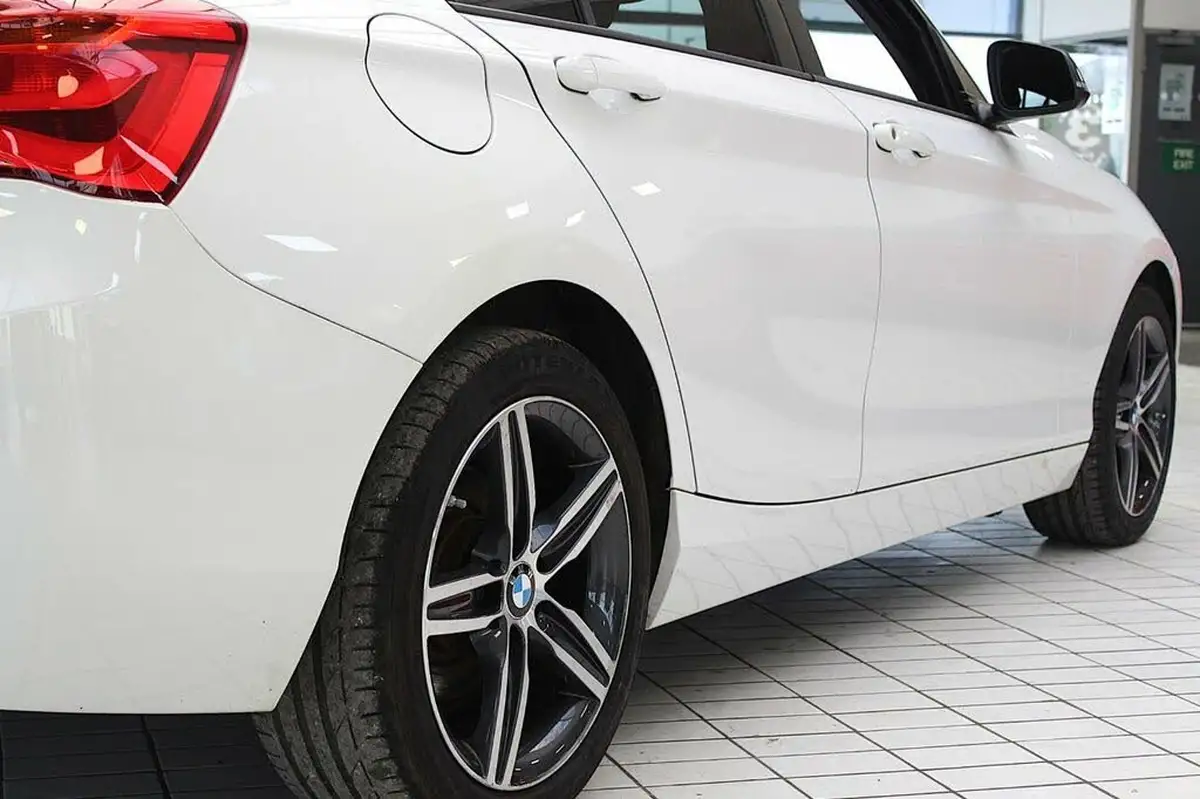 2018-bmw-1-series-15-118i-sport-5d-auto-big-11