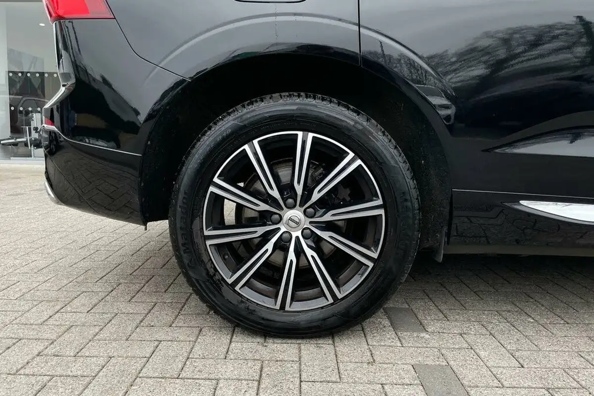 2021-volvo-xc60-20td-b4-inscription-awd-big-12