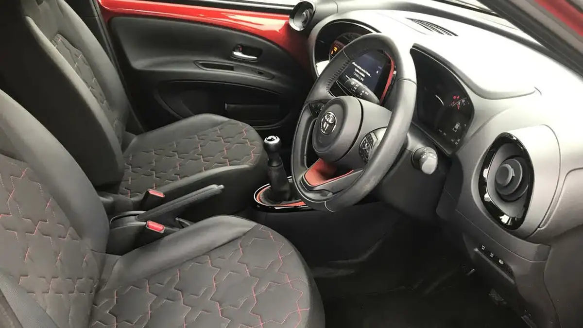 2022-toyota-aygo-x-10-vvt-i-exclusive-big-10