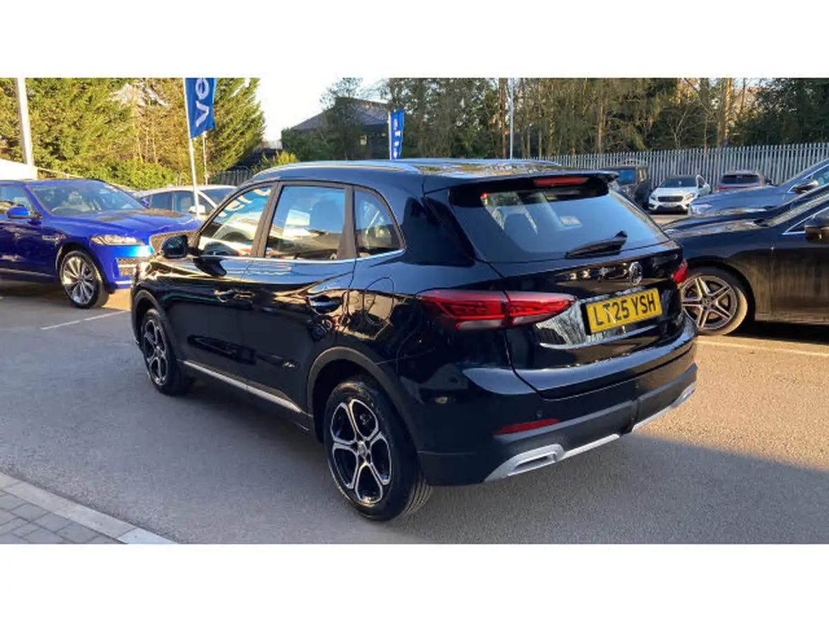 2025-mg-zs-suv-15-se-196ps-hybrid-1498cc-auto-big-35