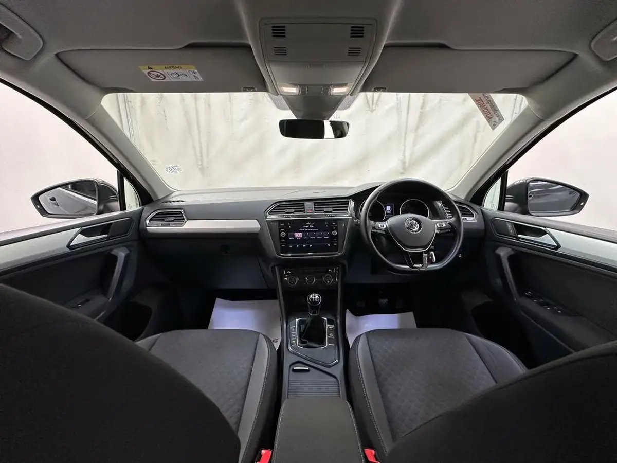 2018-volkswagen-tiguan-20tdi-se-navigation-150ps-ss-big-23