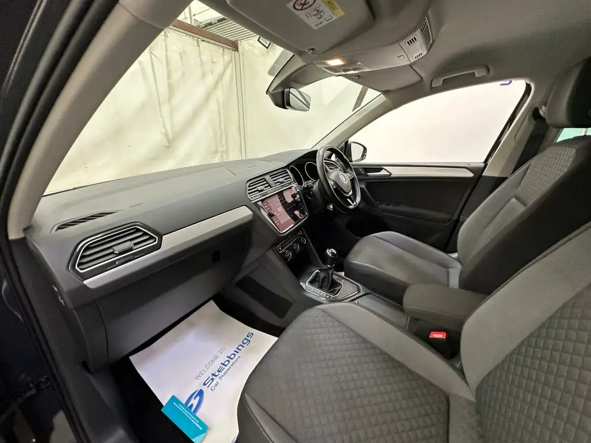 2018-volkswagen-tiguan-20tdi-se-navigation-150ps-ss-big-27
