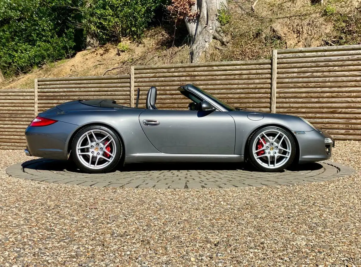 2010-porsche-911-38-carrera-s-cabriolet-auto-big-50