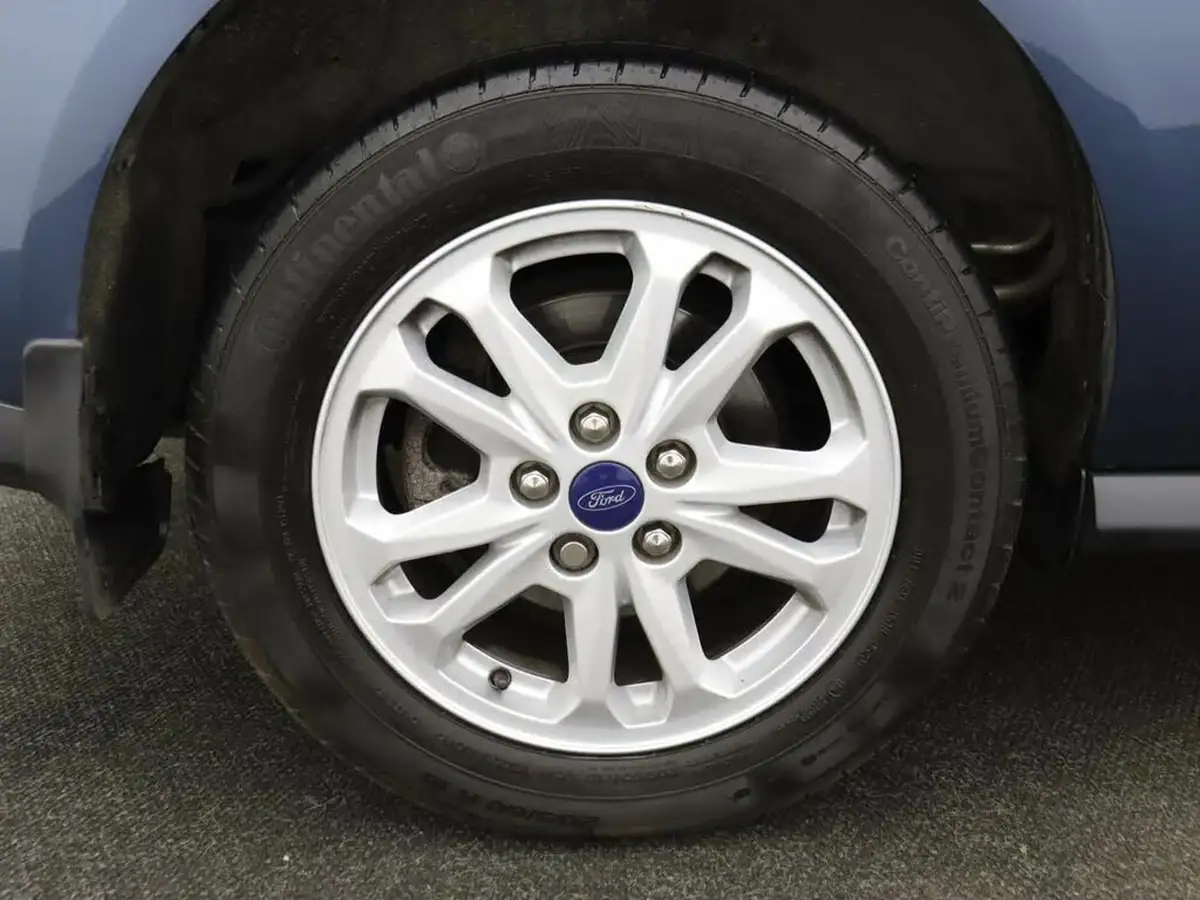 2020-ford-tourneo-connect-15-zetec-120ps-1499cc-big-5