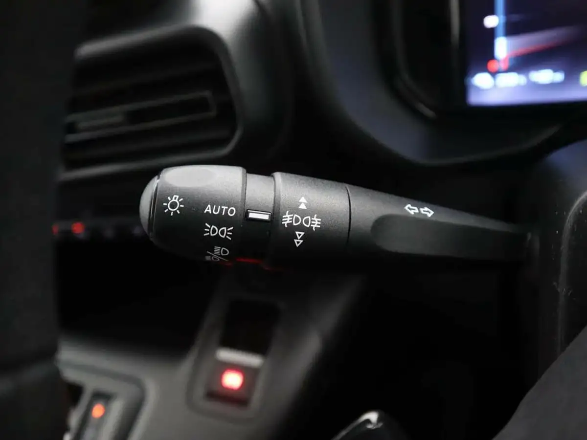 2024-citroen-berlingo-e-plus-m-size-big-32