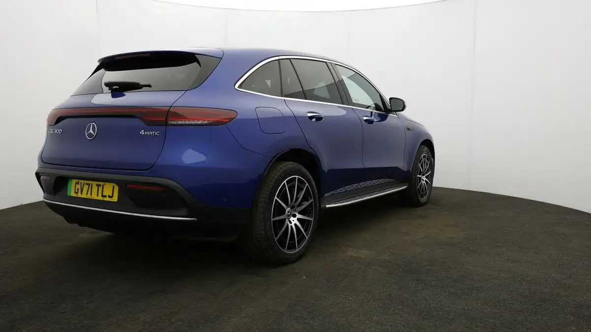 2022-mercedes-benz-eqc-e-eqc-400-amg-line-big-55