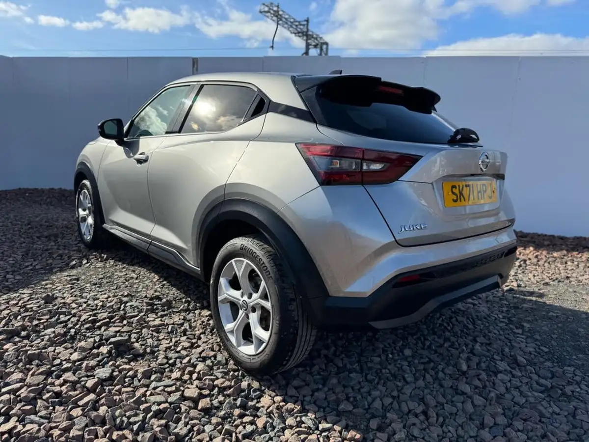 2021-nissan-juke-10-dig-t-n-connecta-big-4