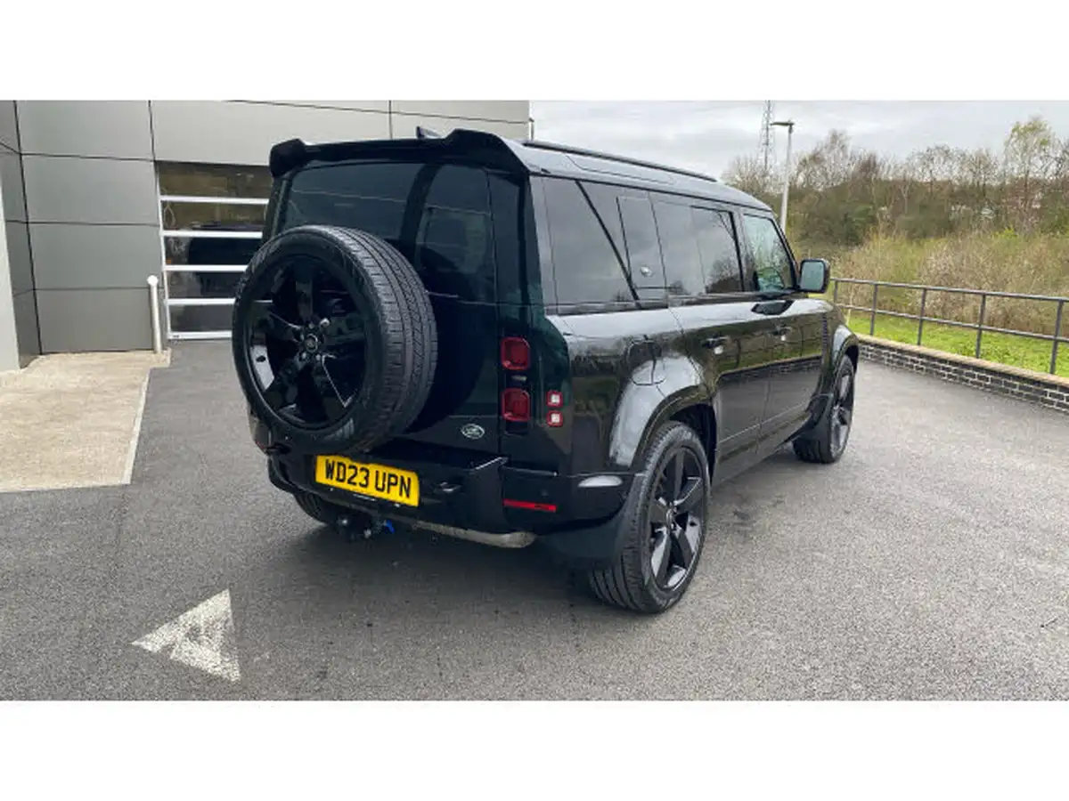 2023-land-rover-110-defender-30-d250-x-dynamic-hse-big-25
