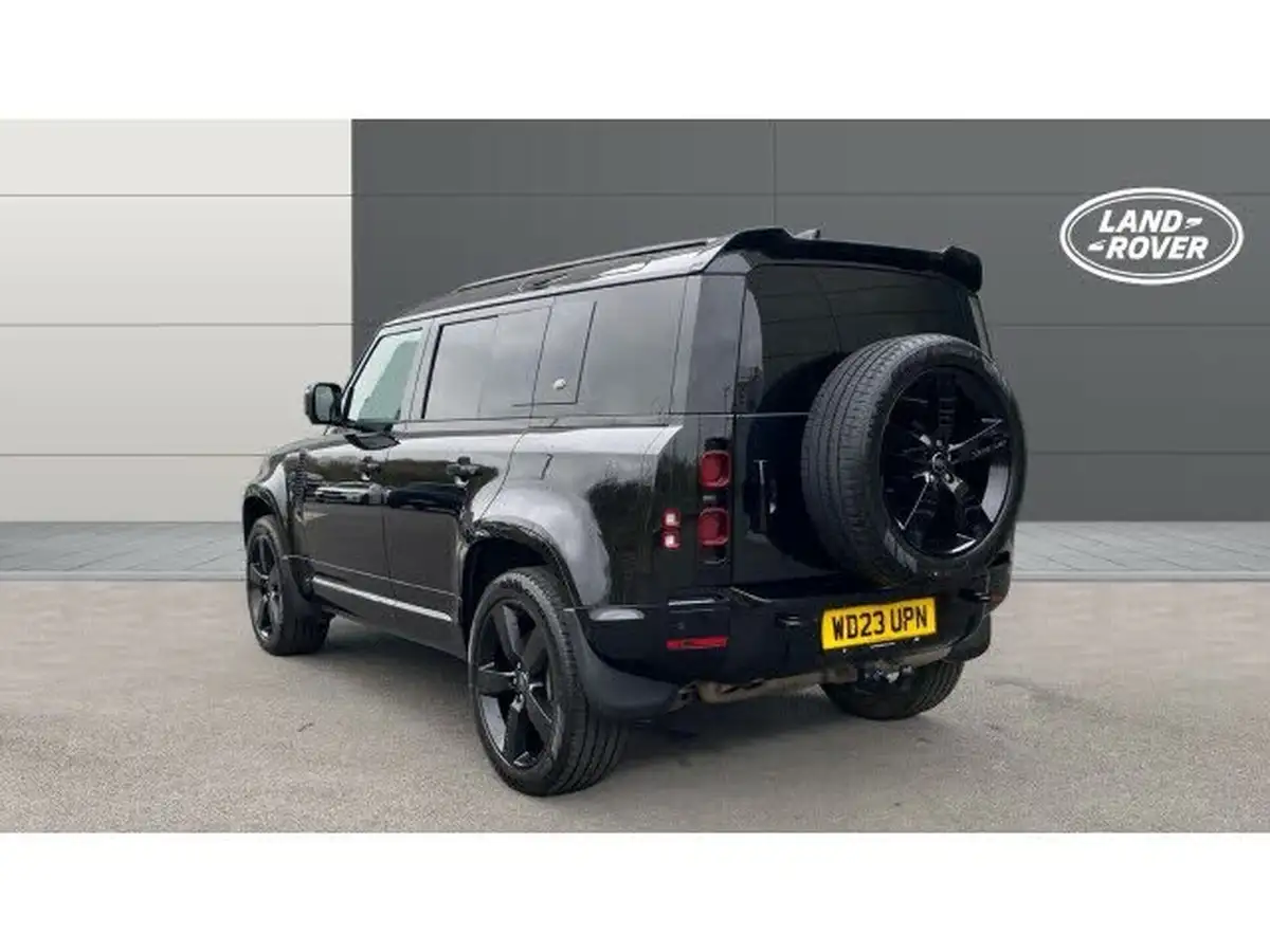 2023-land-rover-110-defender-30-d250-x-dynamic-hse-big-1