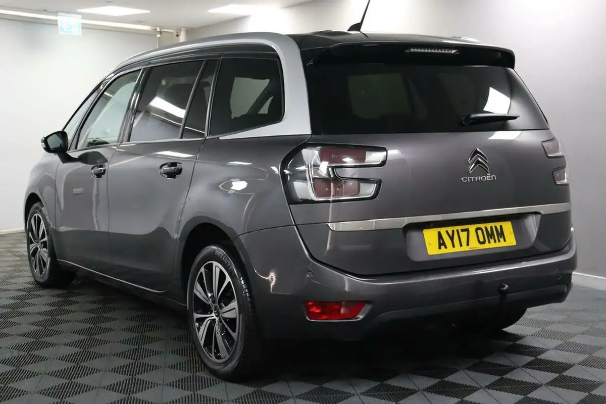2017-citroen-grand-c4-picasso-16bluehdi-flair-eat6-big-9