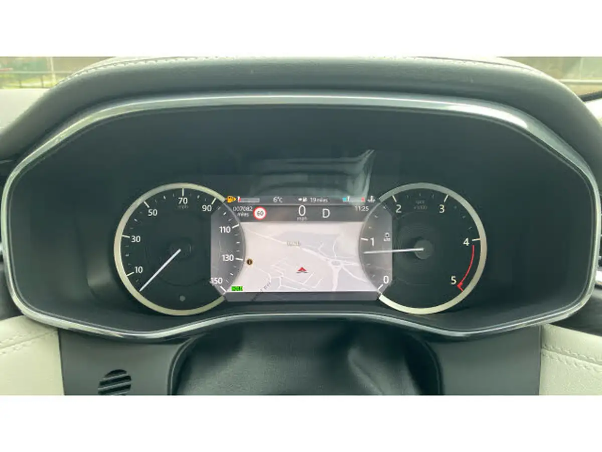 2022-jaguar-f-pace-20-d200-r-dynamic-hse-big-15