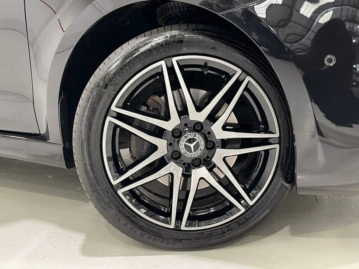 2019-mercedes-benz-v-class-20d-v220d-amg-line-long-big-49