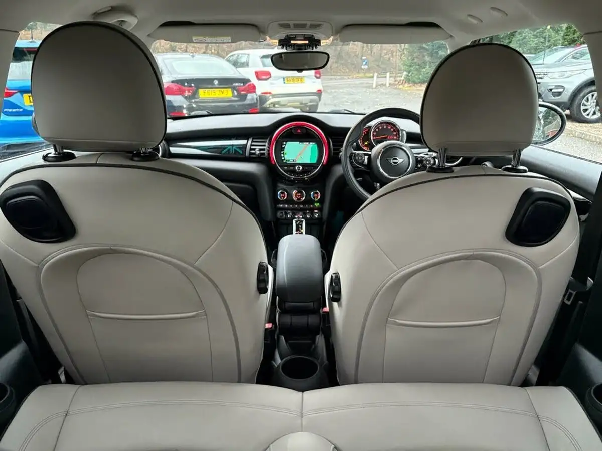 2019-mini-cooper-15-cooper-exclusive-134bhp-hatchback-3d-auto-big-39