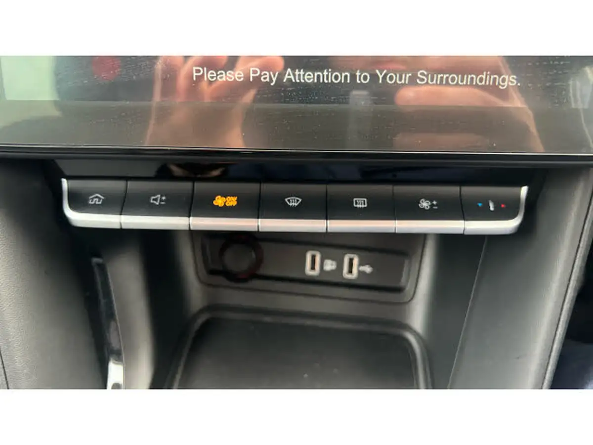 2024-mg-zs-suv-10t-gdi-exclusive-big-26