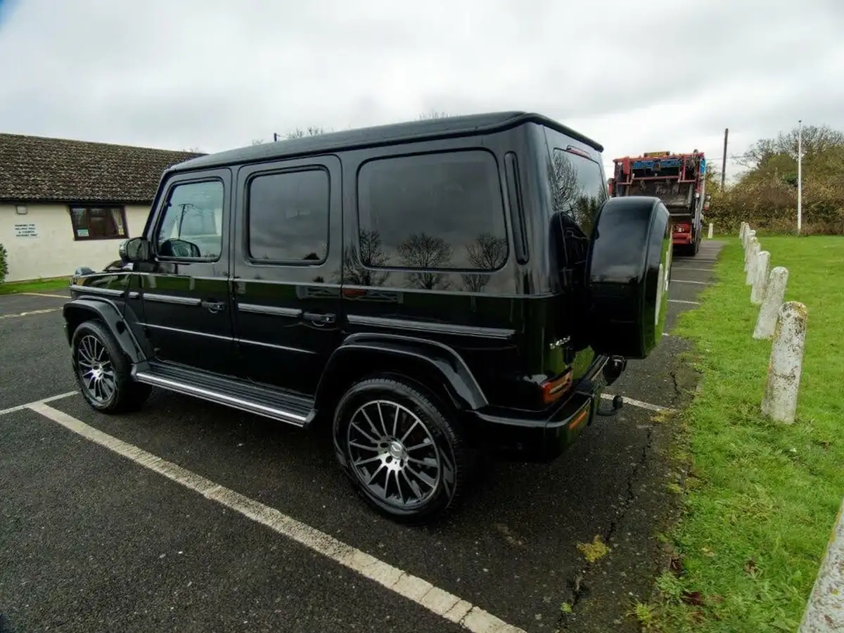 2022-mercedes-benz-g-class-29d-g400d-amg-line-premium-big-17