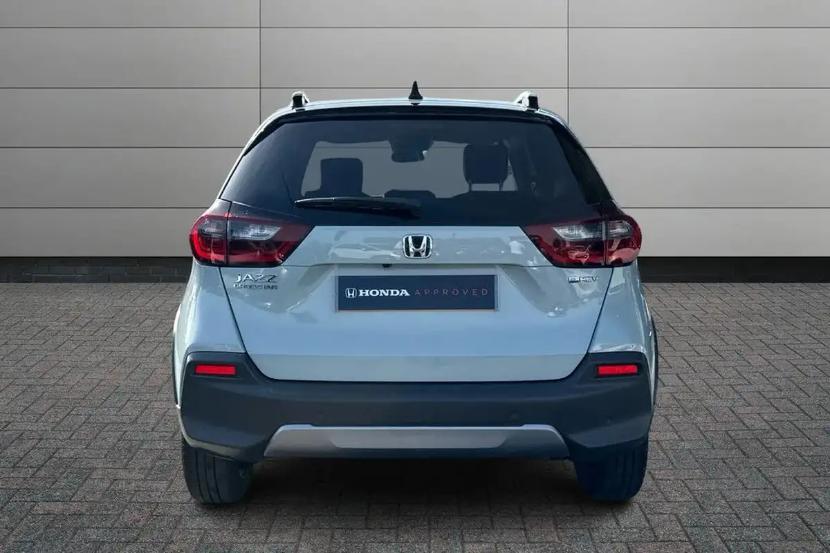 2023-honda-jazz-15-i-mmd-crosstar-advance-big-7
