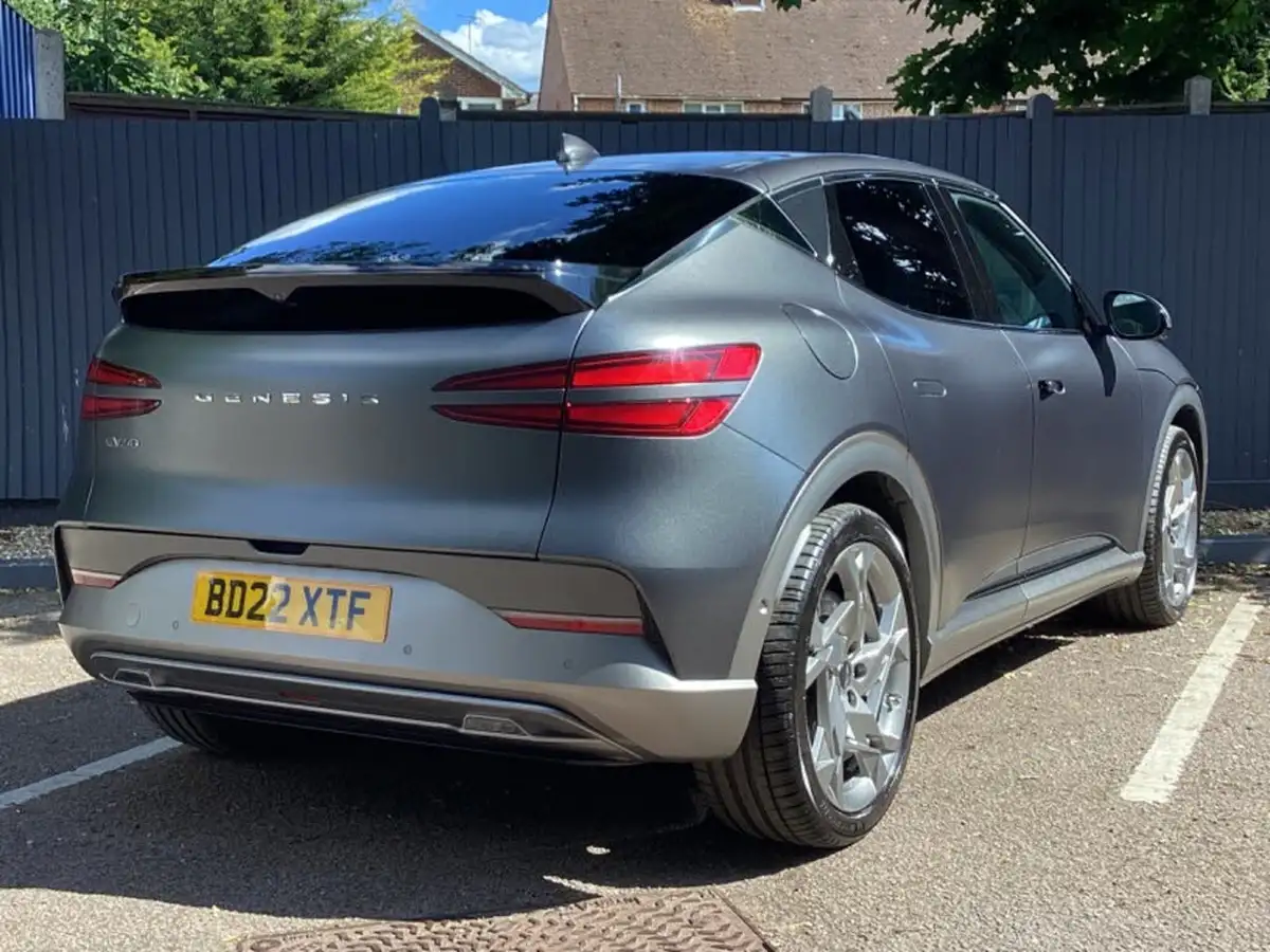 2022-genesis-gv60-e-sport-plus-big-1