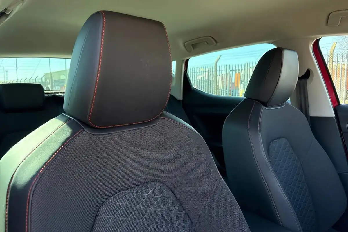 2021-seat-leon-15-tsi-evo-fr-150ps-hatchback-big-23