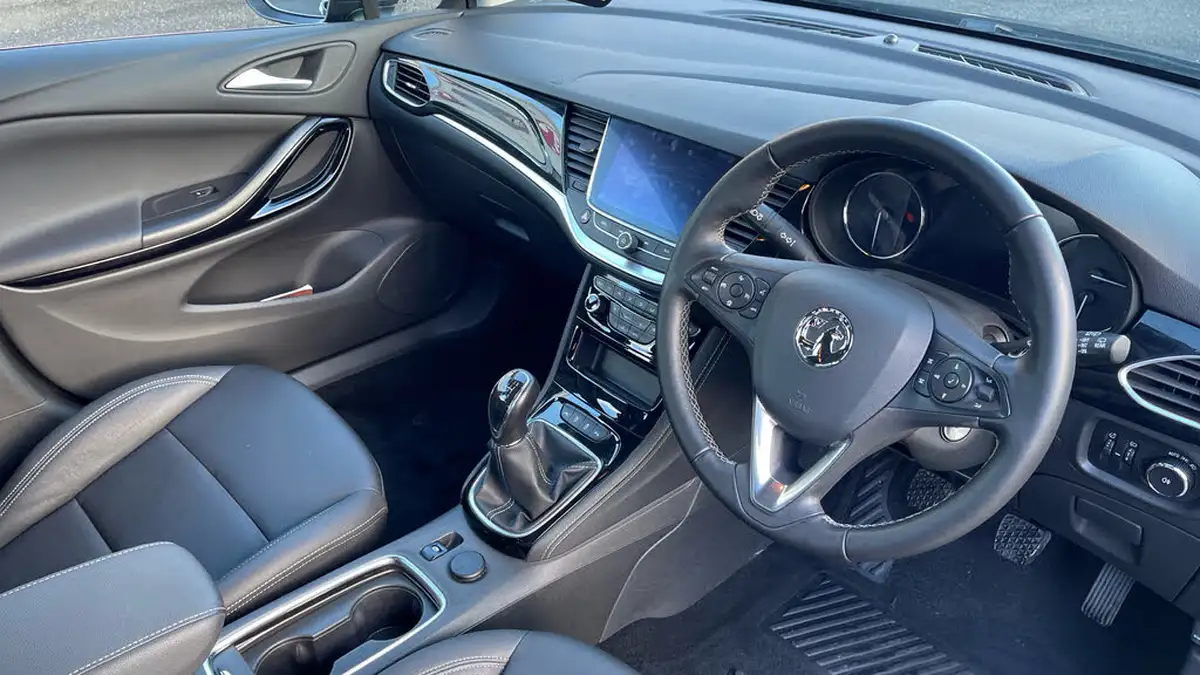 2020-vauxhall-astra-12-turbo-elite-nav-big-10