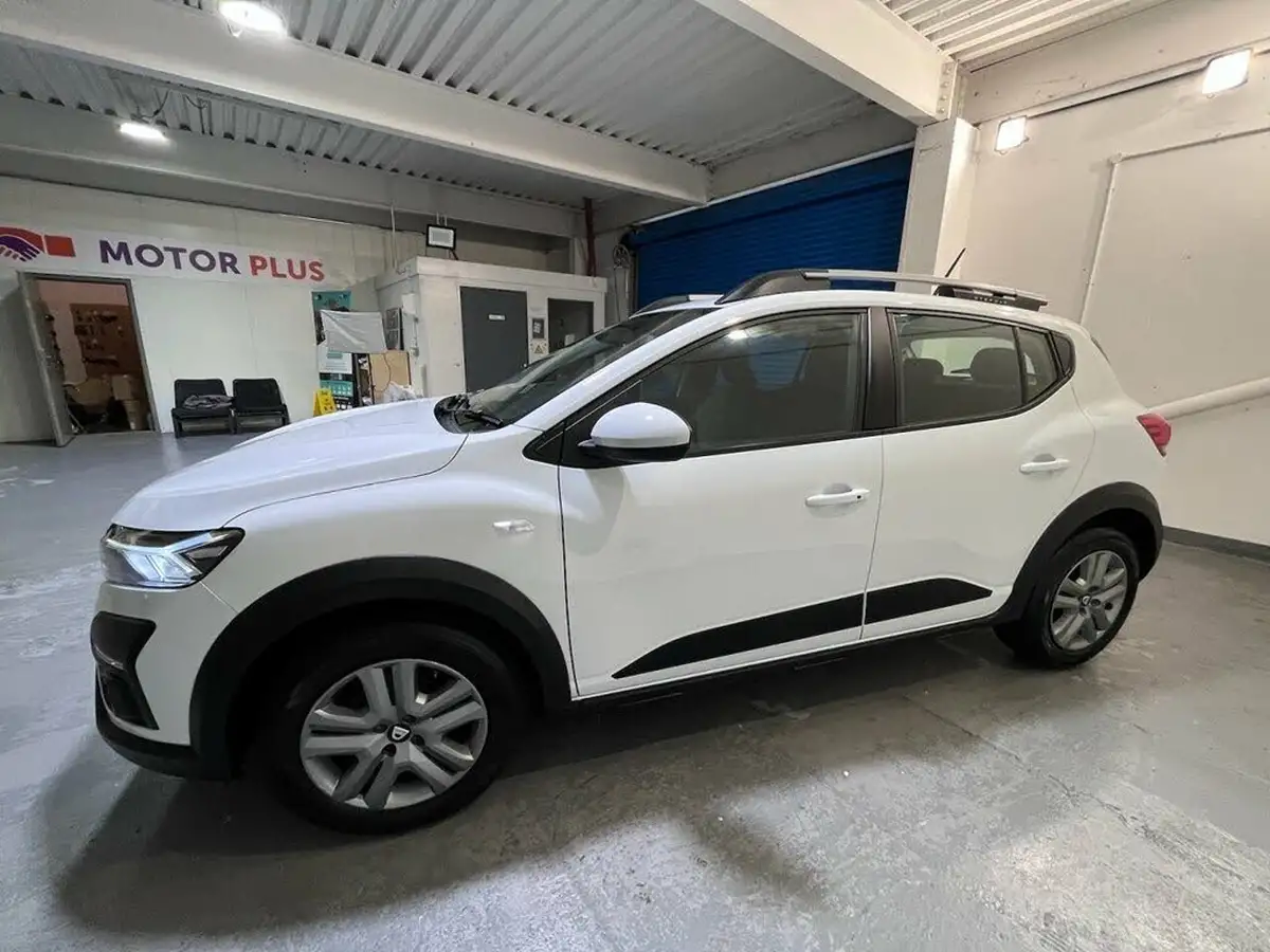 2021-dacia-sandero-stepway-10-tce-comfort-90bhp-big-3