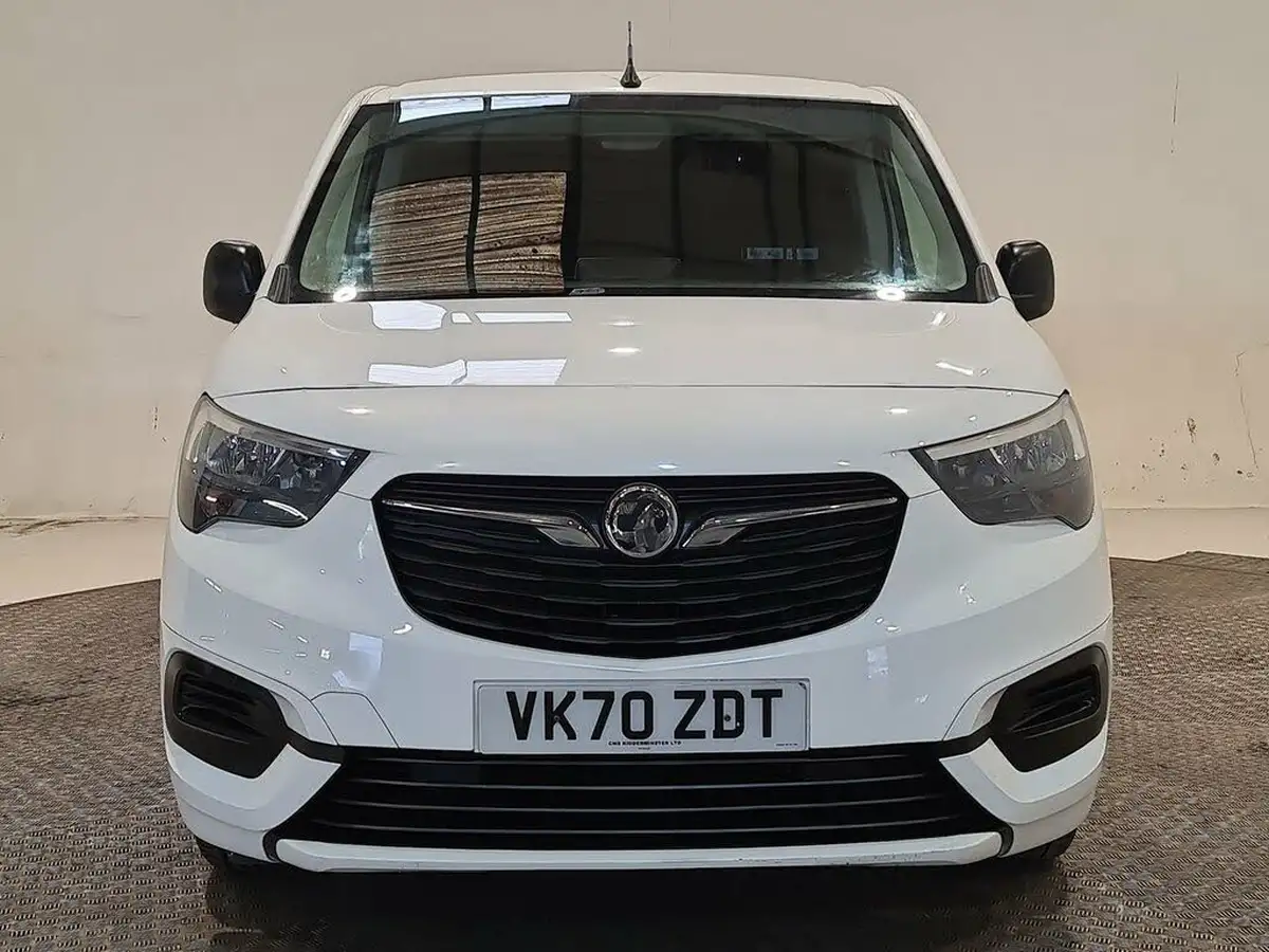 2020-vauxhall-combo-15cdti-sportive-2000-100pseu6dt-big-1